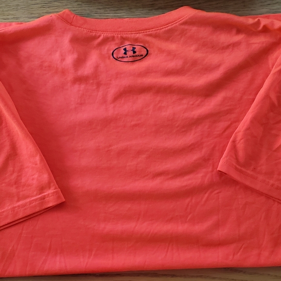 Boys underarmor shirts - Picture 5 of 7